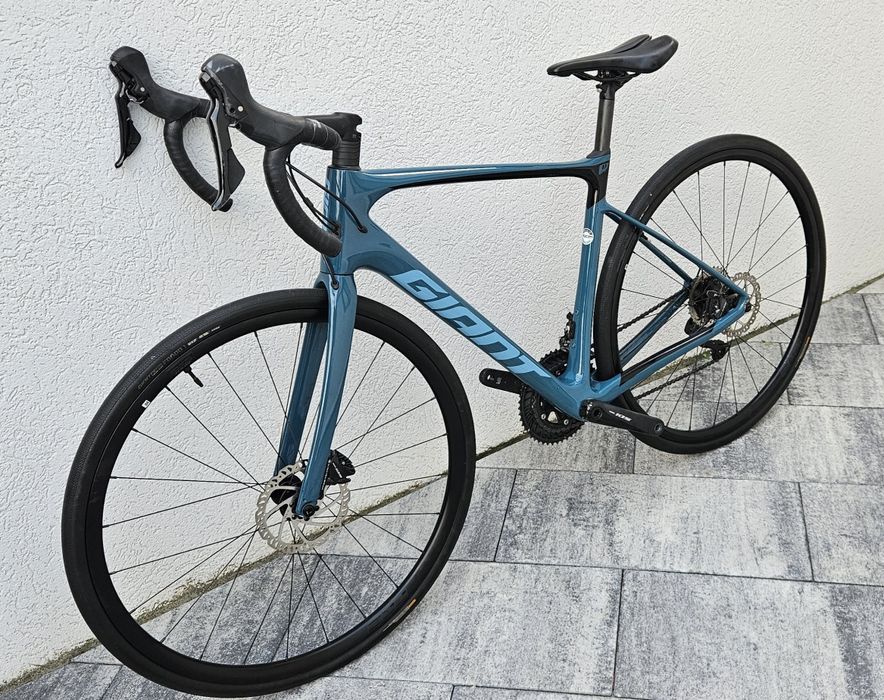 Giant carbon cursiera roadbike Shimano 105 bicicleta șosea