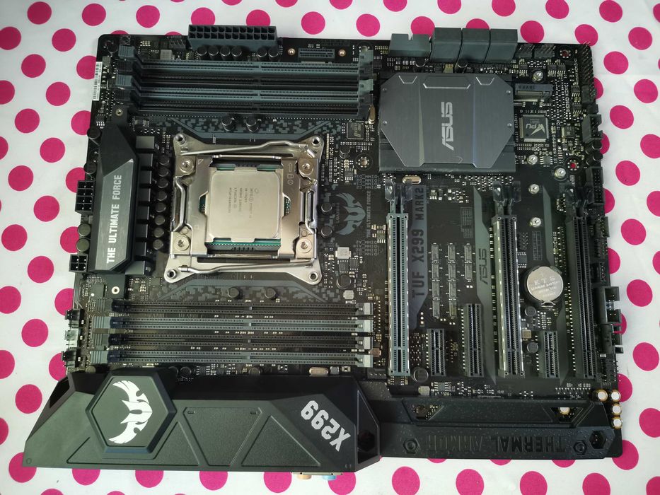 Placa de baza Asus TUF X299 MARK 2, I9 7920X LGA 2066.