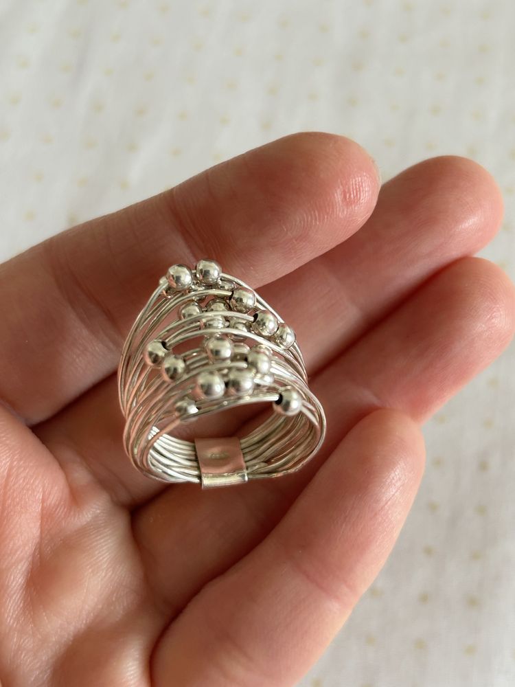 Серебряное кольцо