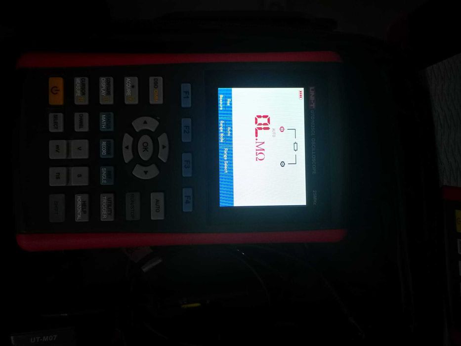 Osciloscop UNI-T UTD1000L