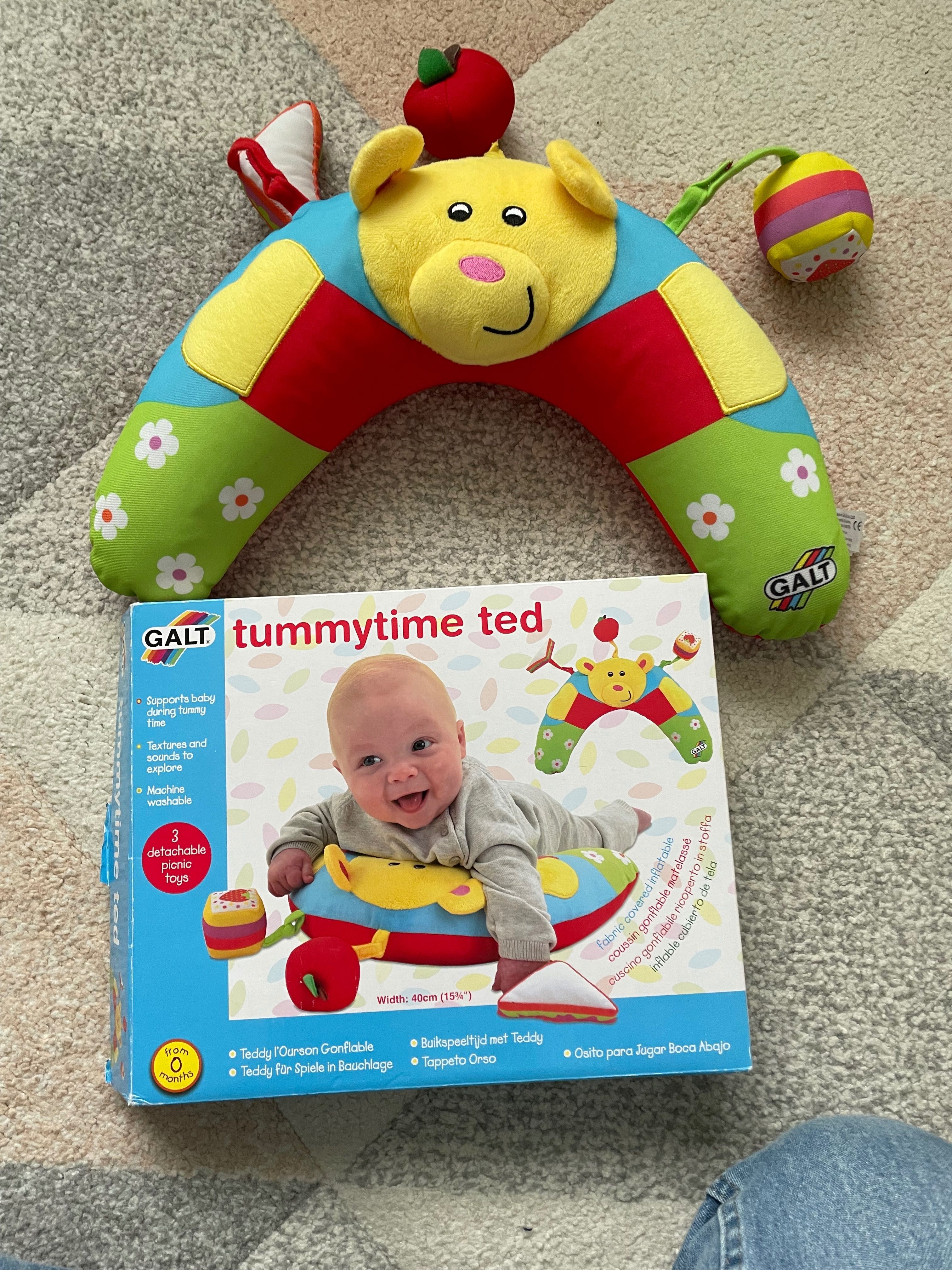 Продавам възглавничка за бебе Tummytime ted