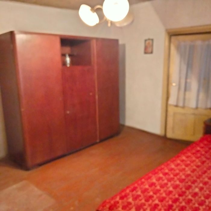 Casa 4 camere + teren 1444 mp ingradit