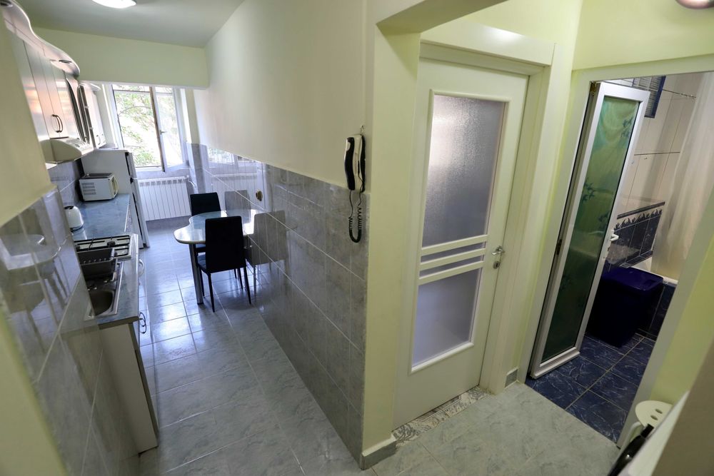 Apartament cu o camera 31 mp decomandat Et 1 Iosia de vanzare
