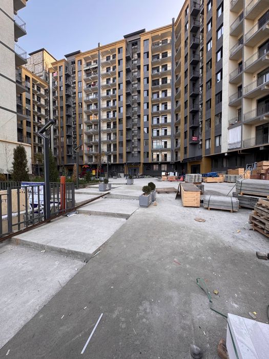 Новастройка срочна сотилади