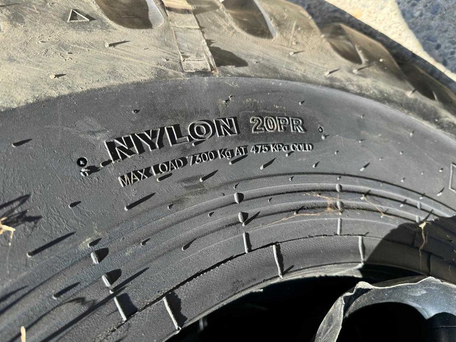 17.5-25 cu 20 pliuri FORERUNNER pt incarcator cu camera si talon