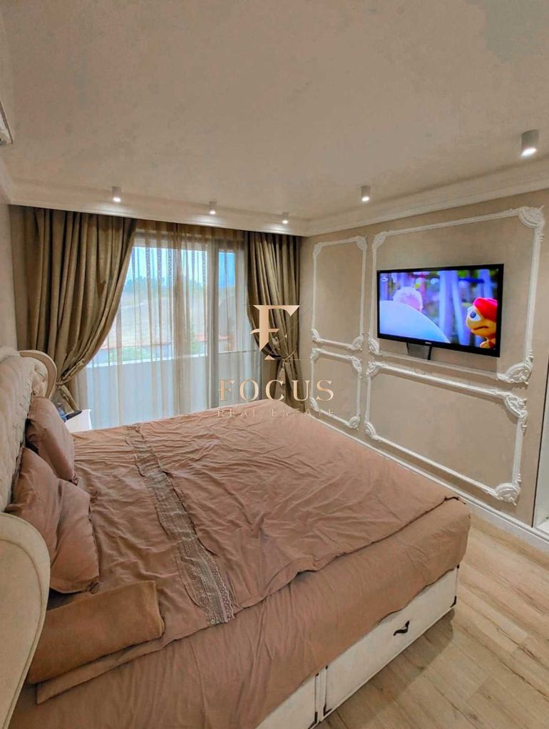 Продава се Къща в Пловдив, Беломорски - 220 кв.м за 2955 €/кв.м - Снимка #4