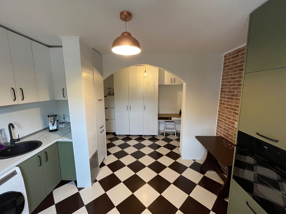 Închiriez ap 2 camere, 67m2, vedere la Delta Văcărești+loc de parcare