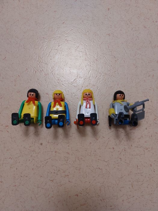 Колекционерски фигурки Play-big /W. Germany/и Playmobil /geobra 1974/