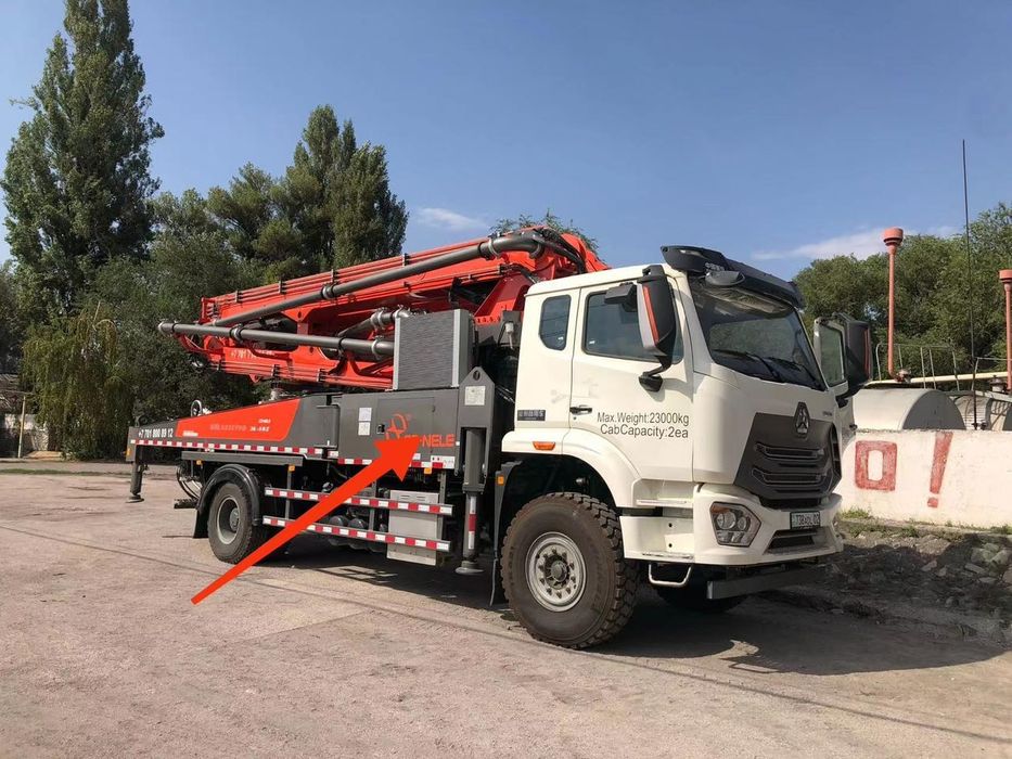 Спецтехника, бетононасос