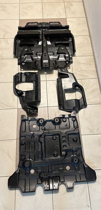 Комплект защиты двигателя и коробки Toyota Land Cruiser 200