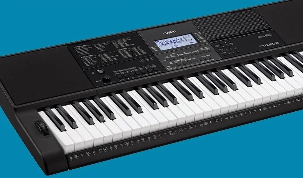 Продам синтезатор CASIO CT-X800  (идеал)