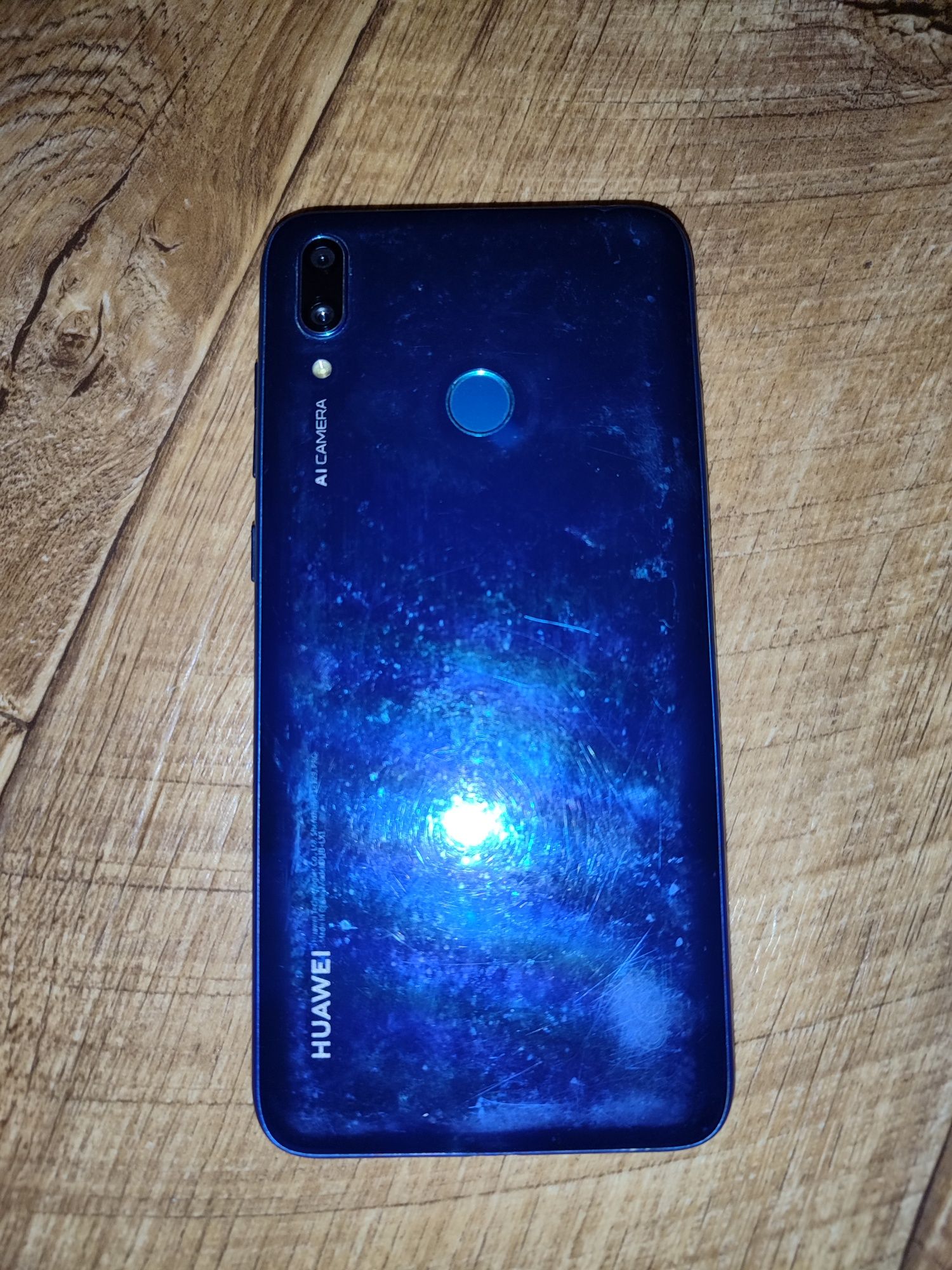 HUAWEI Y7.  2019