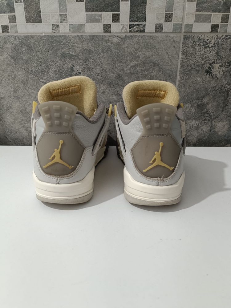 Jordan 4 Craft Dust