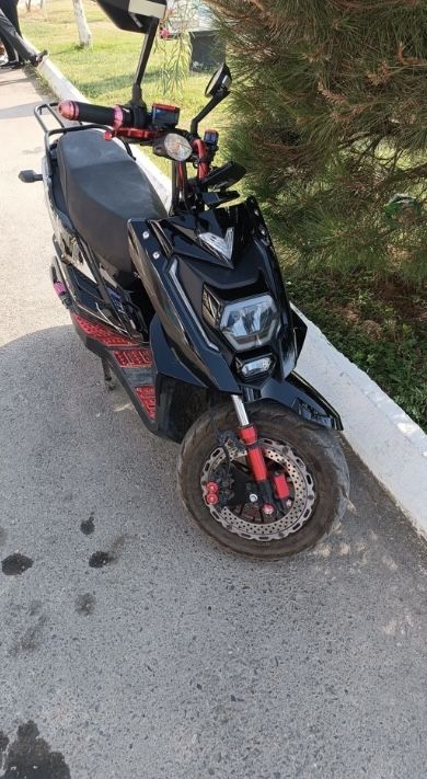 Redline skuter sotiladi keliwtrb beraman
