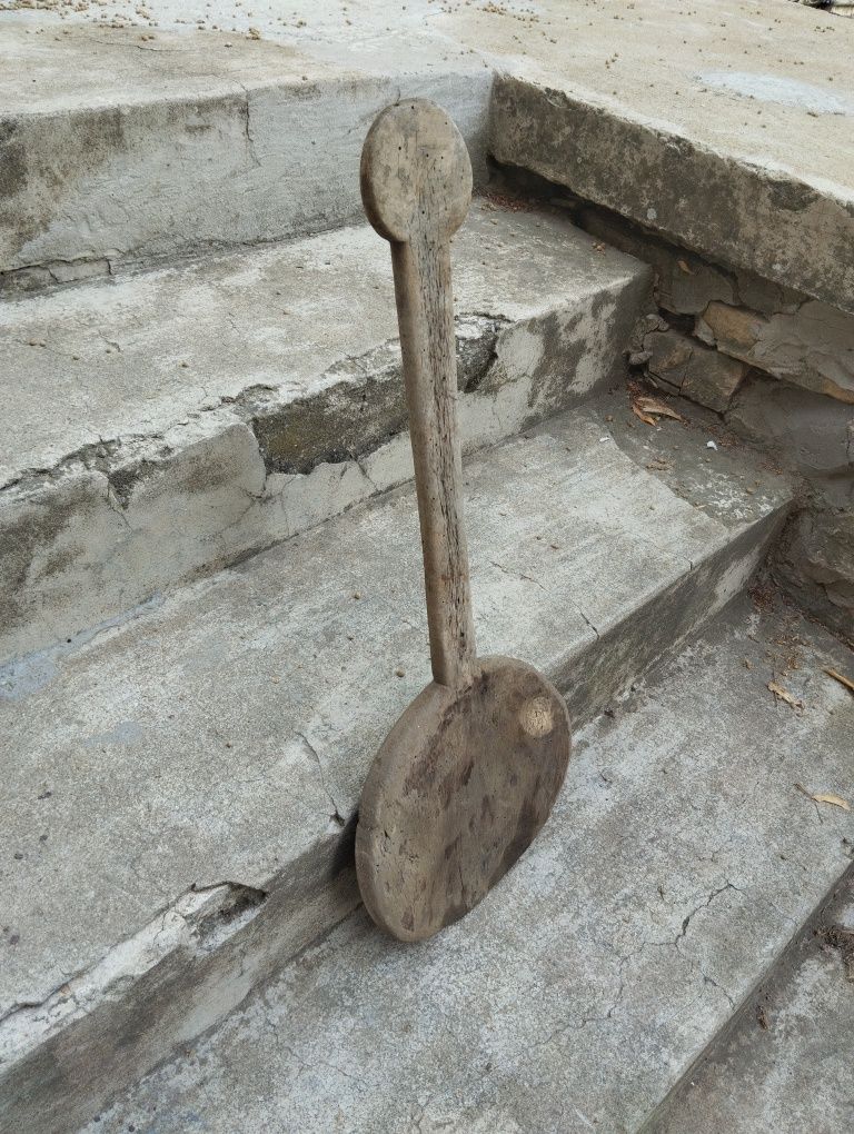 Стара фурнаджийска лопата