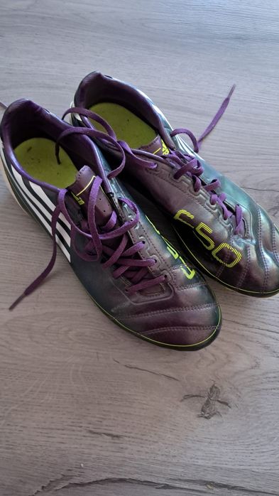 Ghete fotbal Adidas F50