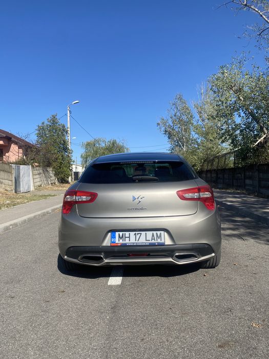 Citroën DS5 Hybrid 2013