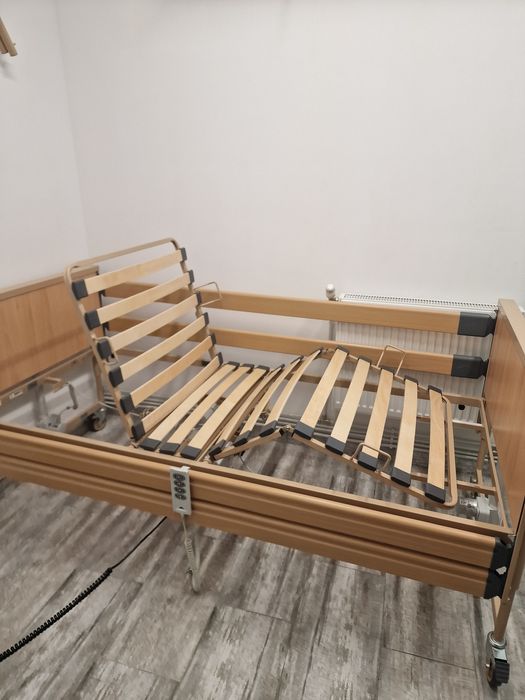 Vând pat Electric pt.persoane vârstnice sau cu dizabilități