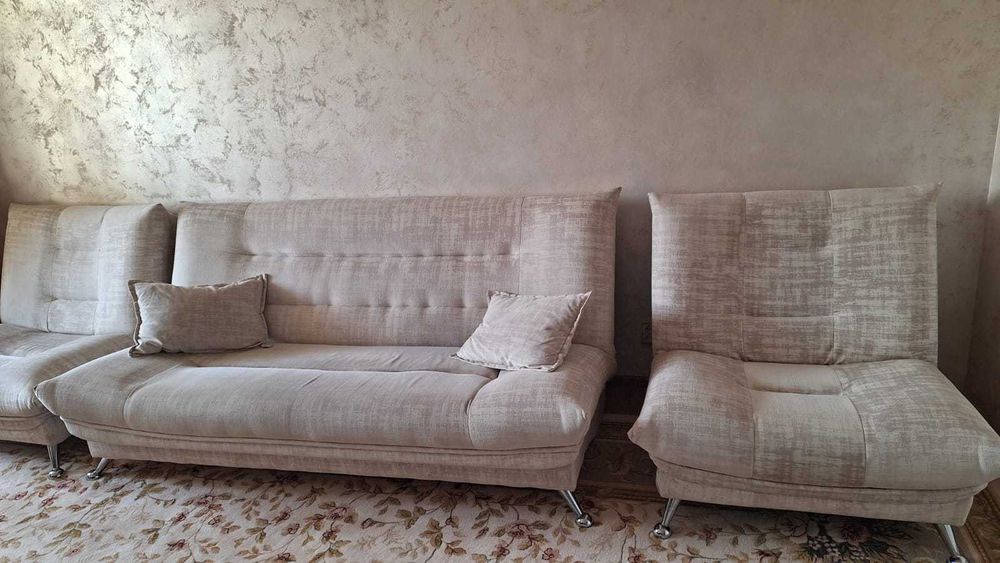Кресло 2шт и диван 1шт возможно продажа по отдельности