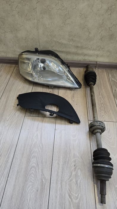 Автозапчасти  Лада ларгус бу