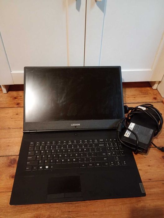 Лаптоп геймърски Lenovo Legion Y540 /  i7-9750H /за ремонт/ части