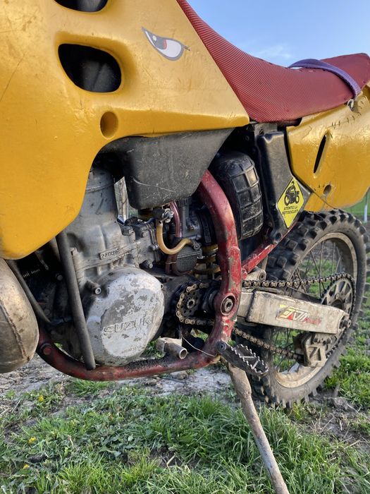 Motocross suzuki