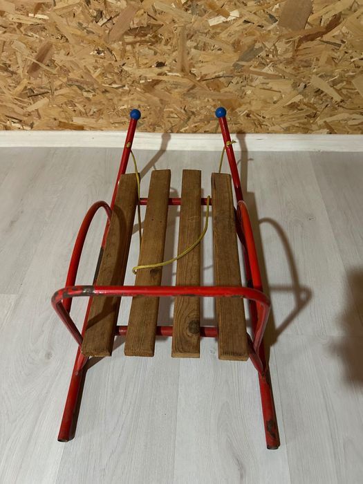 Детска метална шейна