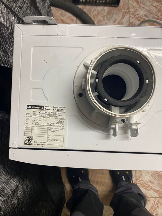 Centrala termica Remeha Avanta Ace 28C (24kw)