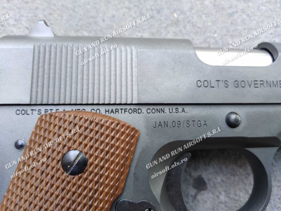 MODEL NOU!! Pistol *MODIFICAT* FULL Metal NOU ~Recul~ CO2 Gaz