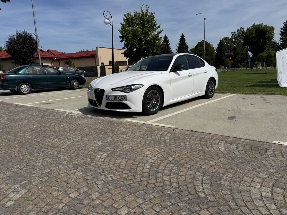 Alfa Romeo Giulia 2.0 280cp