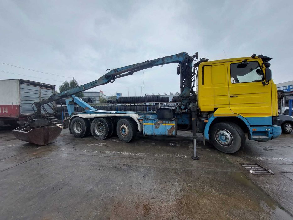 Vand Scania cu Macara