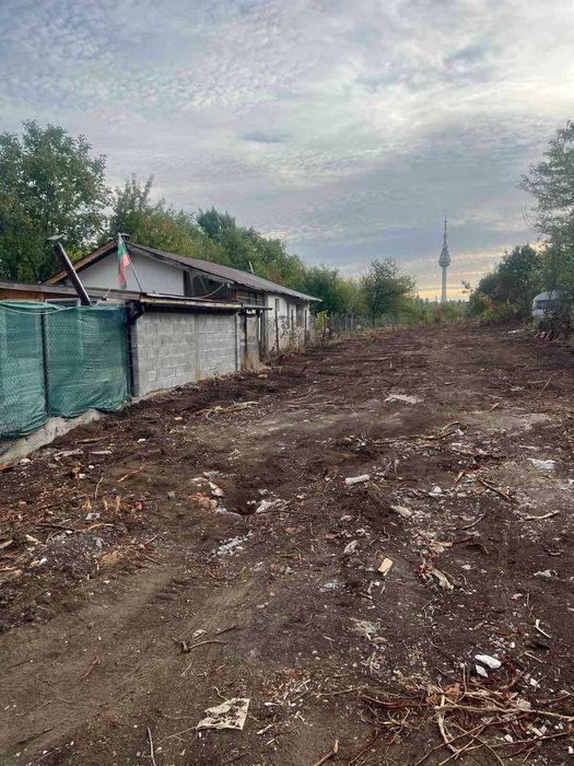 Лозе с отлична локация в м. „Гази баба“ – 915 кв.м.