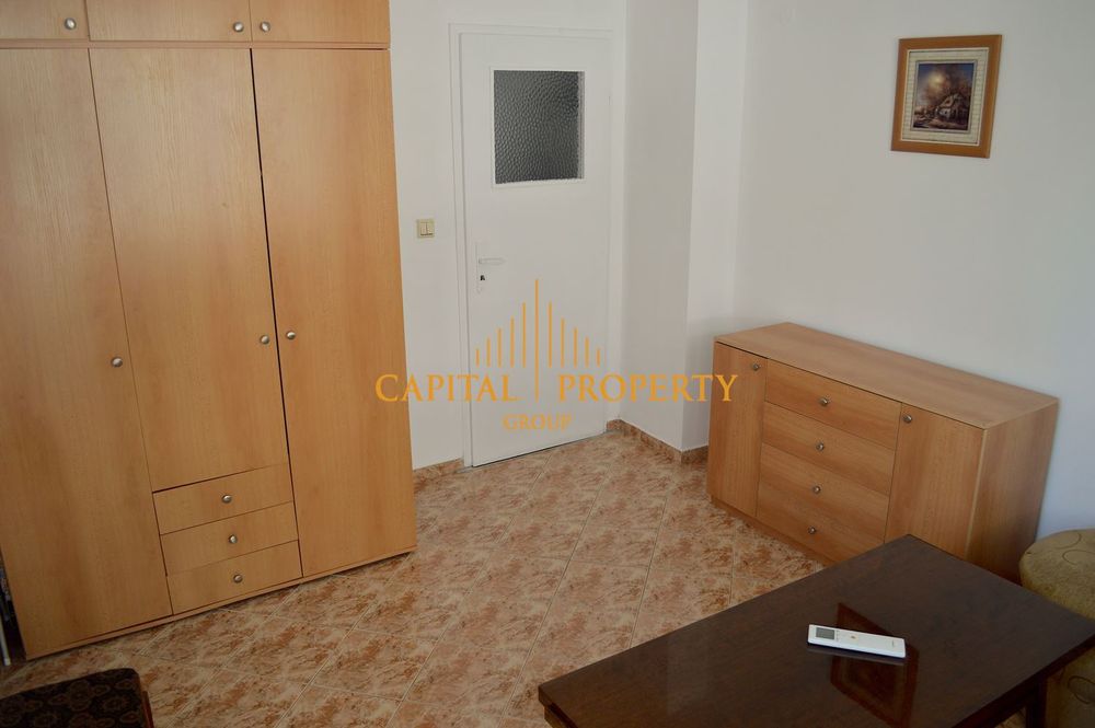 Тристаен обзаведен, тухлен апартамент, Червен Площад / Чаталджа, Варн