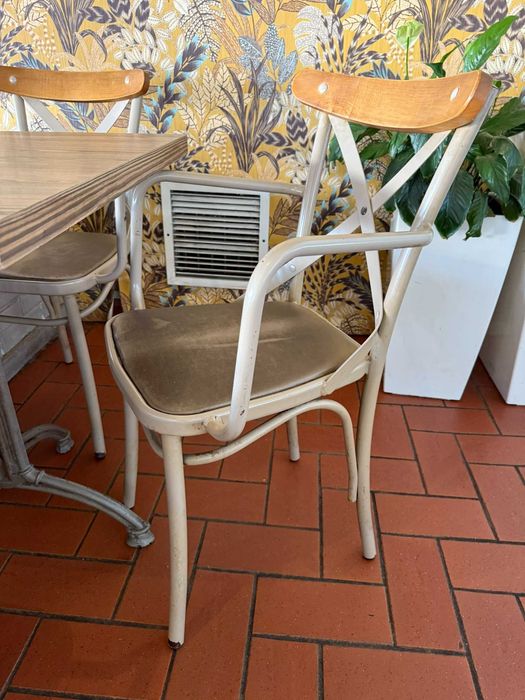 Индустриален трапезен стол