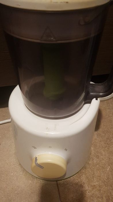 Vand aparat de gatit cu abur + accesorii, in stare bună