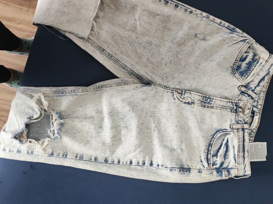 Зимно яке и дънки