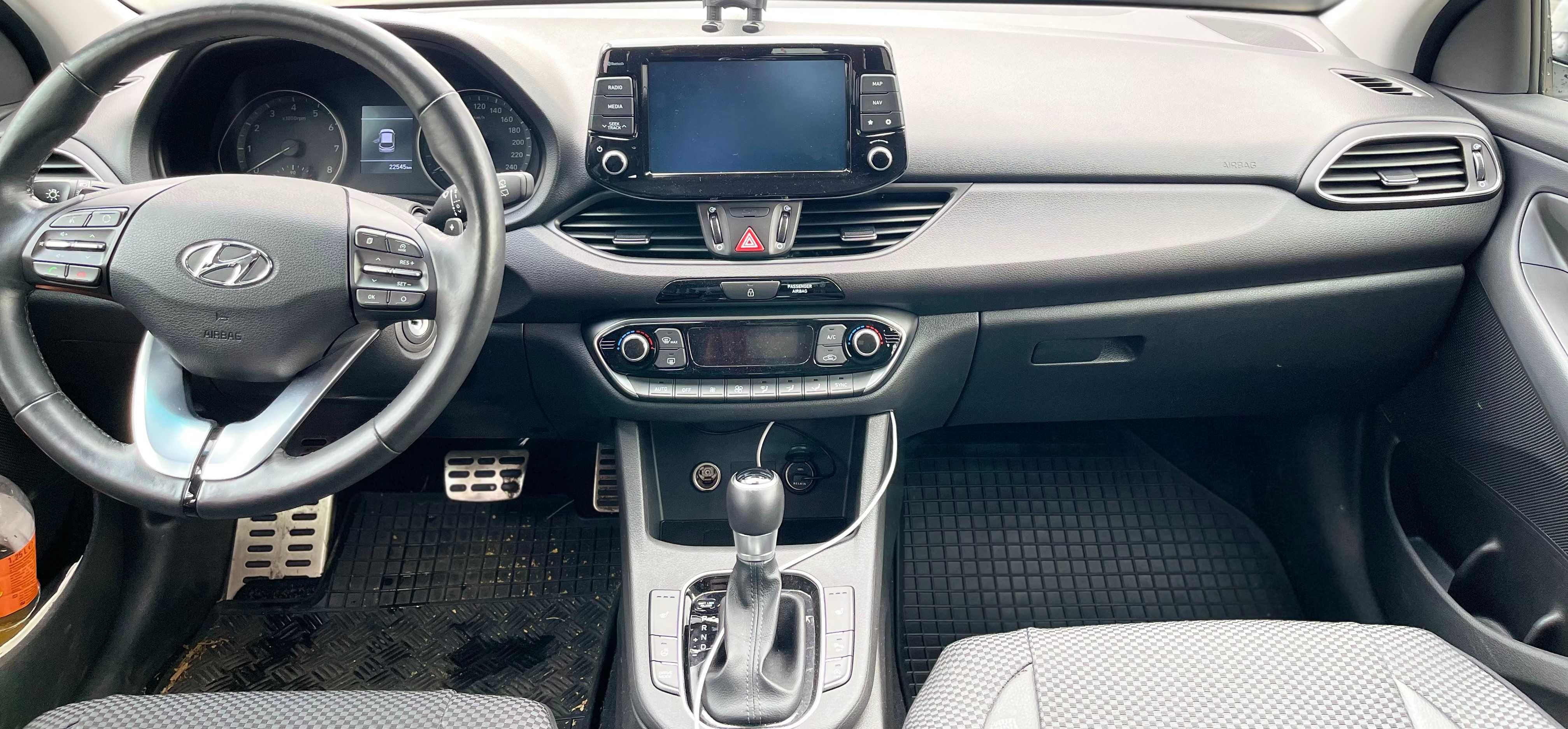 Hyundai I30 1.4 T-GDI, 2018,33.500 km, cutie automata, argintiu