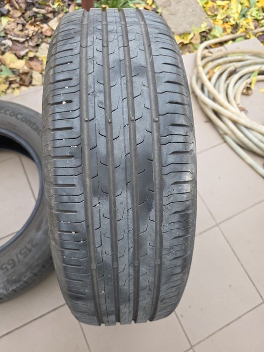 Vând 4 anvelope de vară Continental 215/65 R17