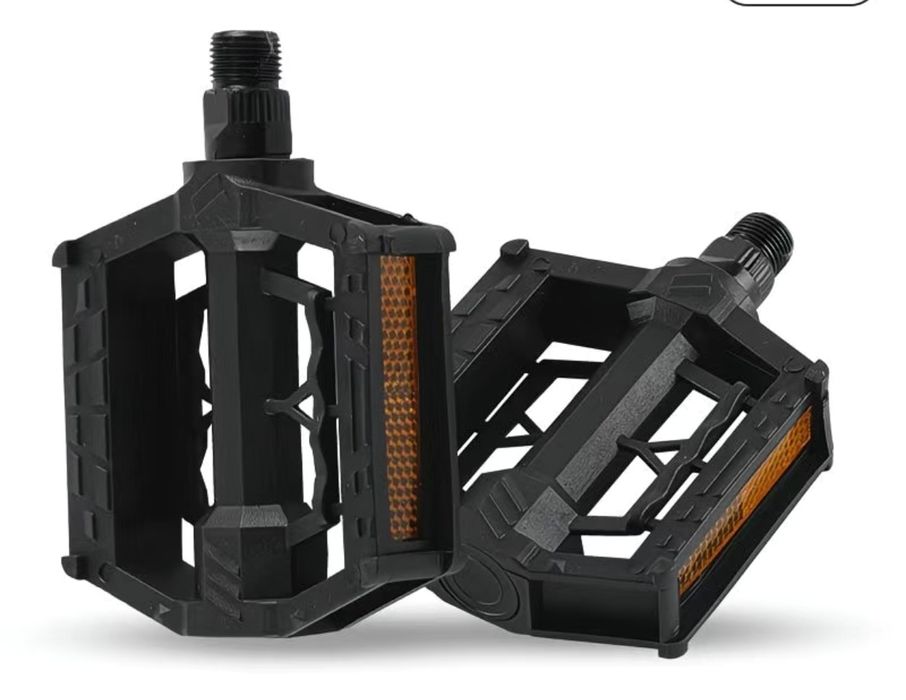 педали на велосипед