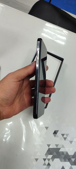 Смартфон на Андроид, большой экран