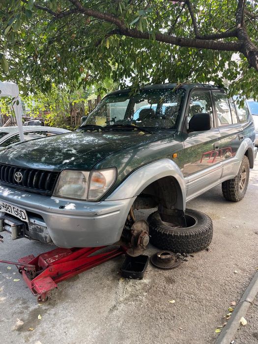 Dezmembrez Toyota Land Cruiser 3.0D 1999, 91KW, 124Cp