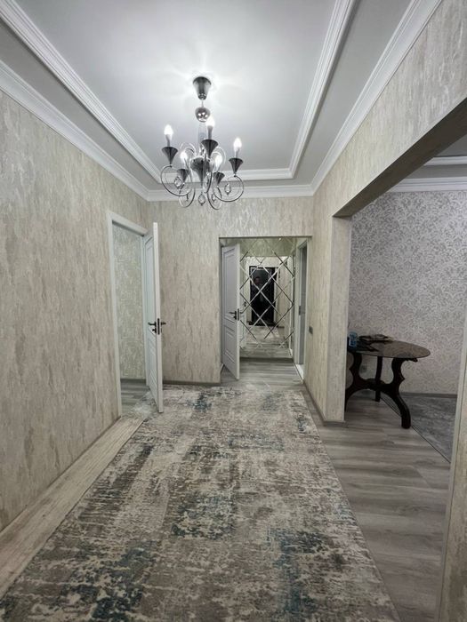 Продается 4-комнатная квартира, массив Карасу-1, ориентир школа № 209