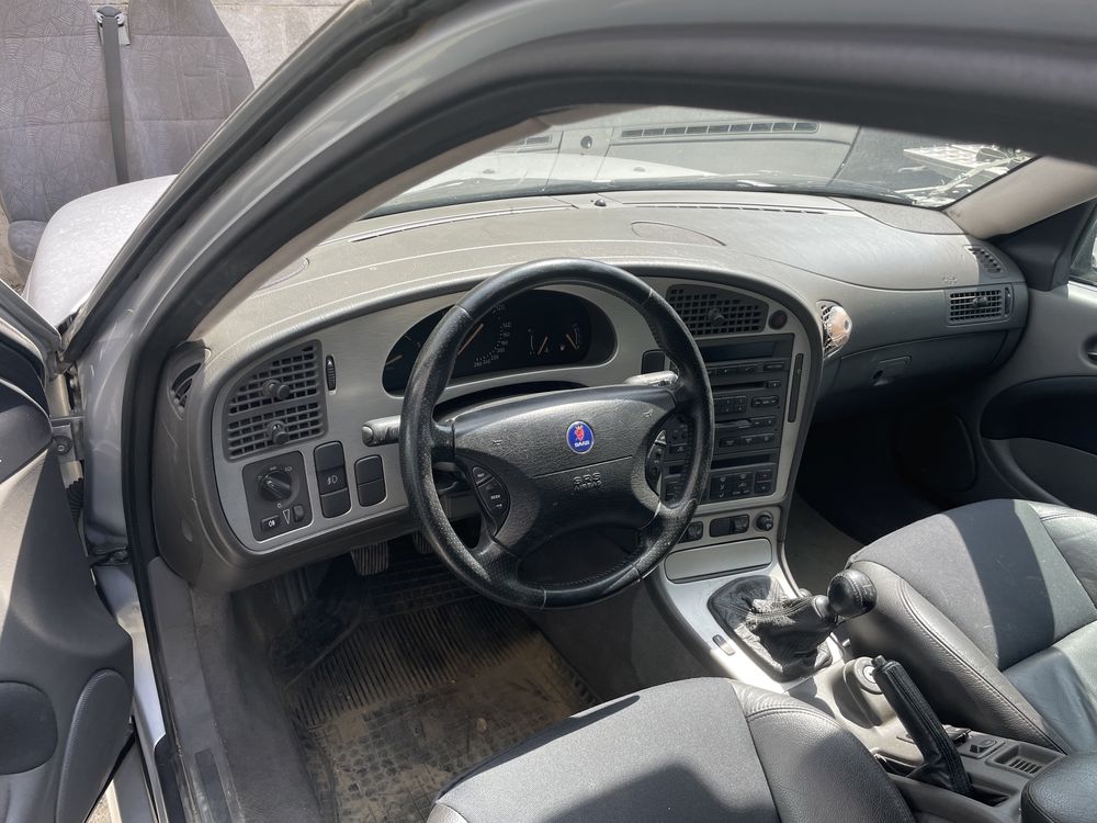 Dezmembrez saab 95 klima piele xenon