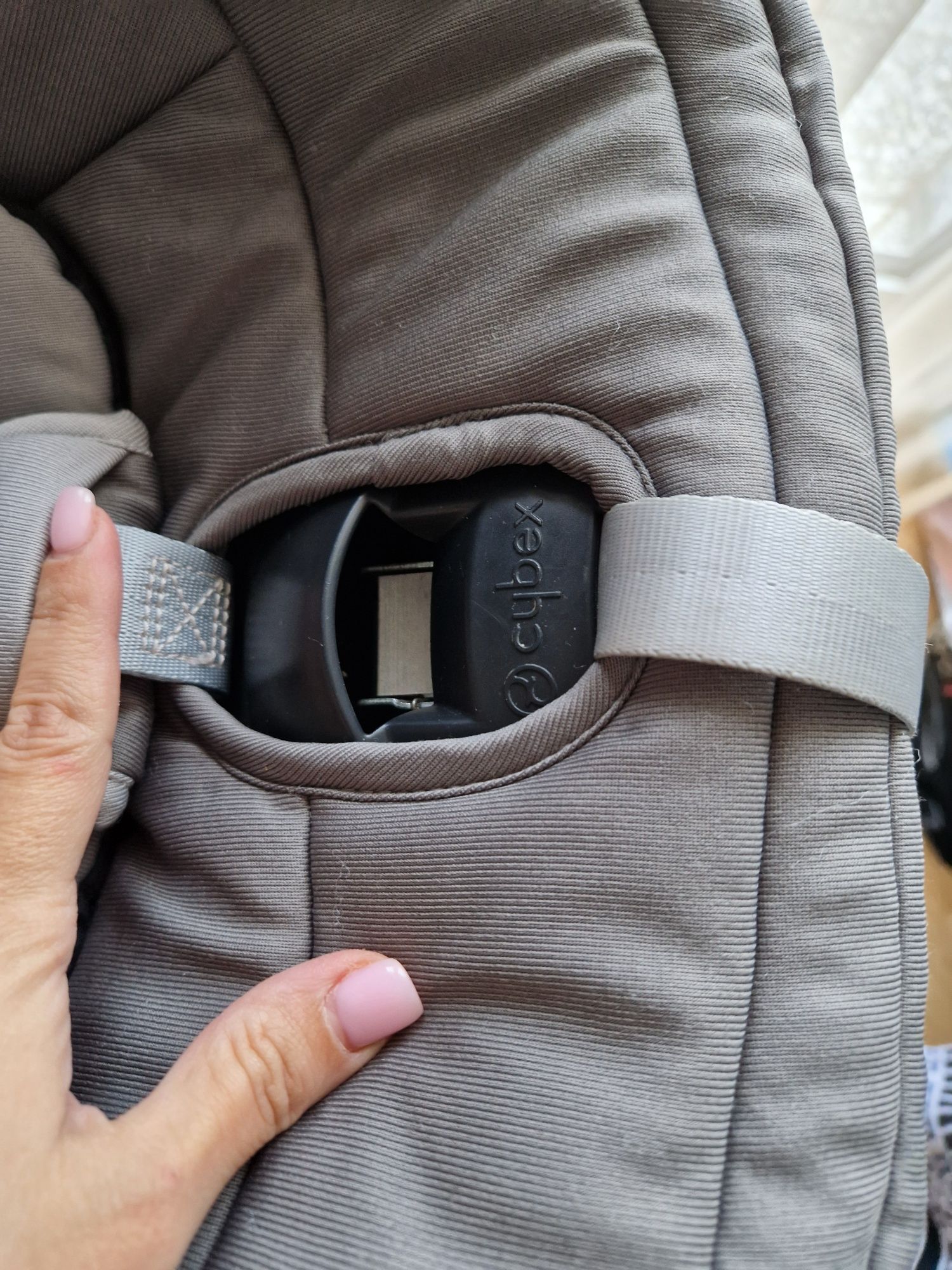 Столче за кола Cybex Aton 5