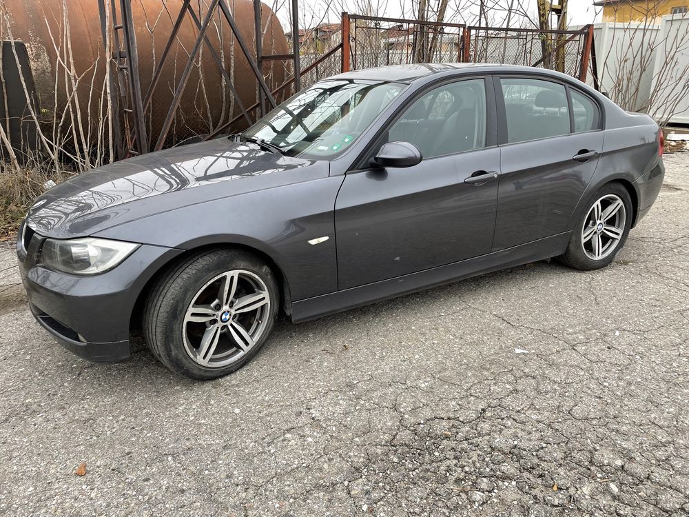 BMW 320d e90 163 к.с. ЛЯВ волан на части