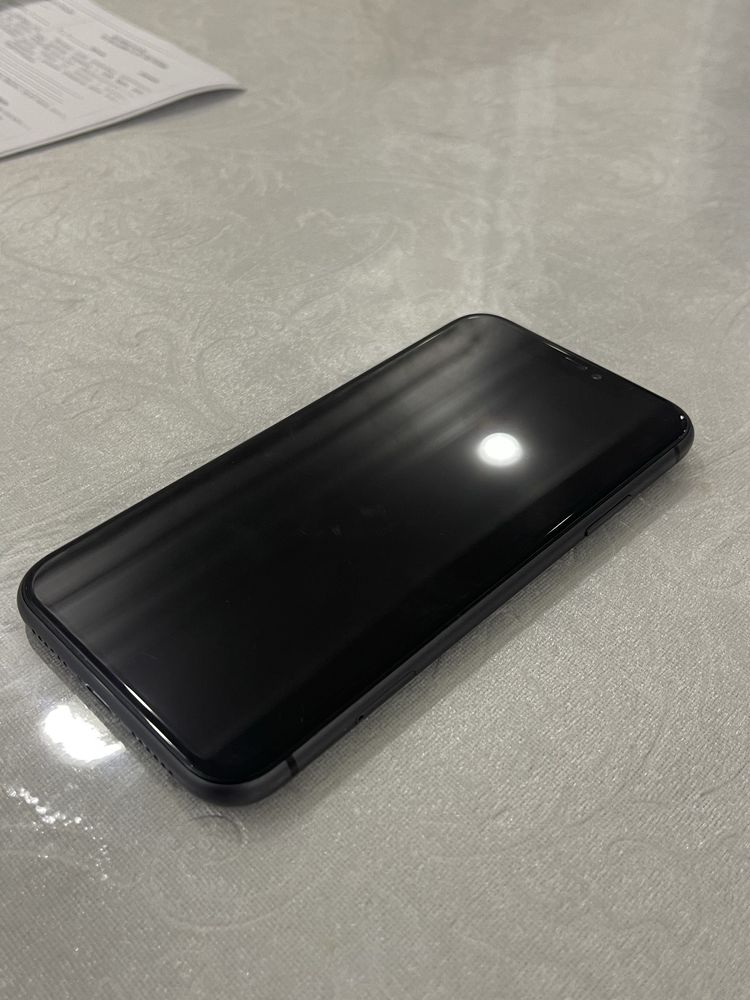 IPhone 11 в отличном состоянии