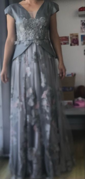 Rochie eleganta de nasa