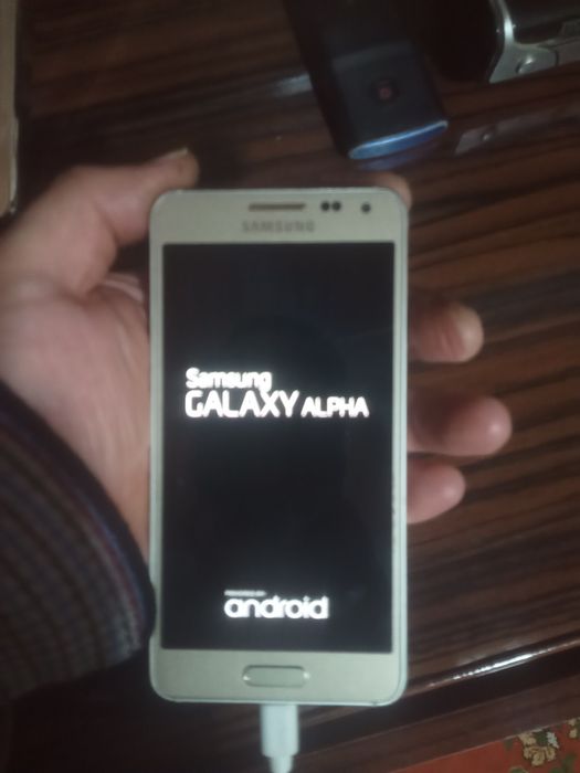 Сотилвди Самсунг алфа холати идеал факат батарейками улган янги куйиш