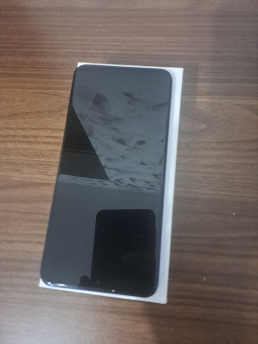 Vând telefon Huawei P30