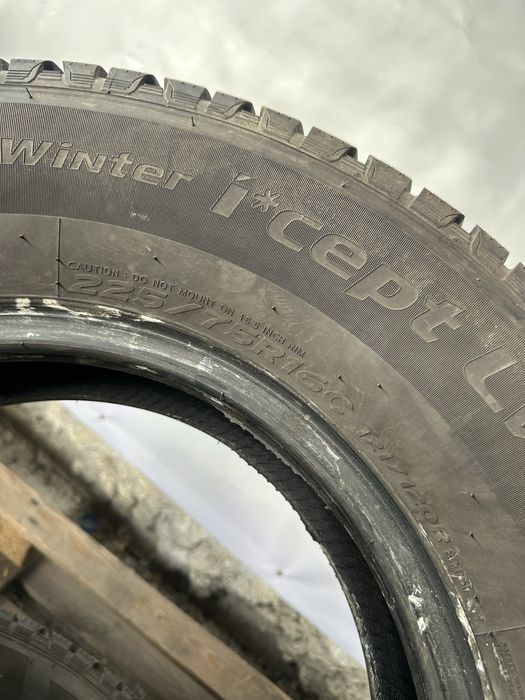 225/75/16 Hankook dot22